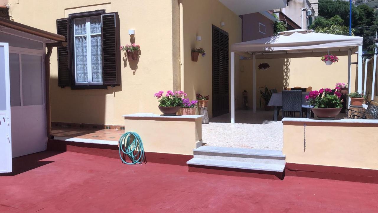 Josh'S House Mondello Vila Exterior foto